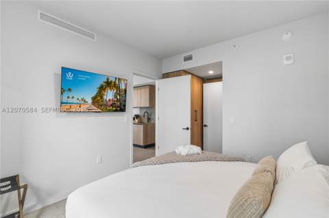 121 NE 5th St 3312, Miami FL - photo 15 of 39
