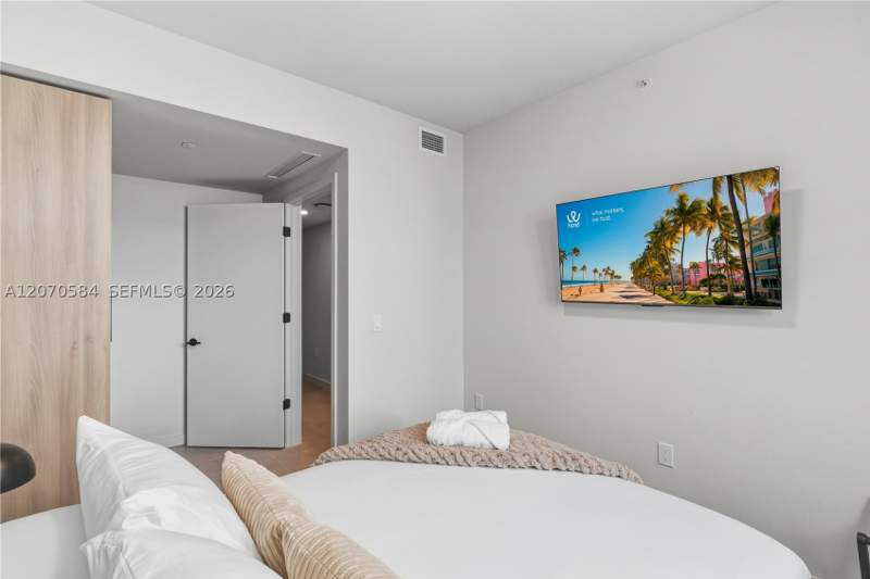 2 bedroom Condominium at 121 NE 5th St 3312, 501 First Residences, Miami — photo 4