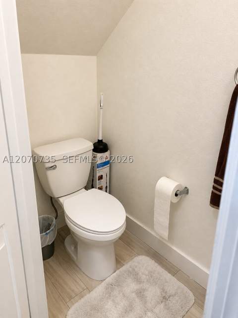 7991 NW 8th St 110, Miami FL - photo 9 of 15