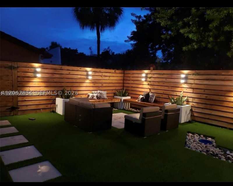 3 bedroom Townhouse at 522 NE 195th St, Villas On The Green, Miami — photo 1