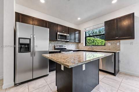 11215 SW 249th St, Homestead FL - photo 13 of 31