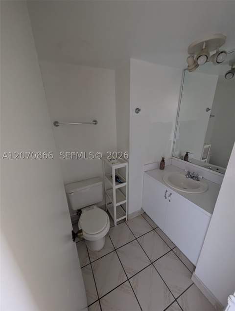 2780 NE 183rd St 1903, Aventura FL - photo 13 of 21