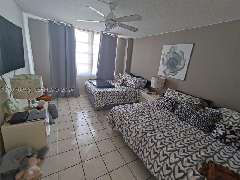 1 bedroom Condominium at 2780 NE 183rd St 1903, Commodore Plaza Condo, Aventura — photo 4
