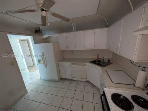 2780 NE 183rd St 1903, Aventura FL - photo 9 of 21