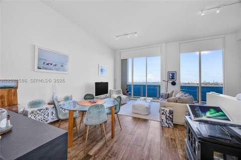 725 NE 22nd St Ph1D, Miami FL - photo 14 of 33