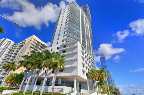 725 NE 22nd St Ph1D, Miami FL - photo 8 of 33