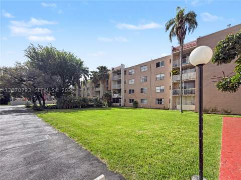 8411 NW 8th St 102, Miami FL - photo 24 of 25