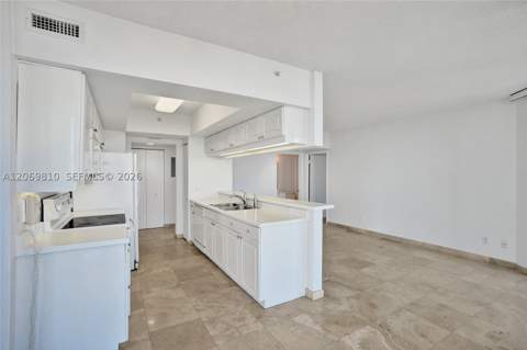 21205 Yacht Club Dr 2310, Aventura FL - photo 10 of 35