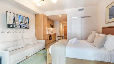 11 NE 6th St 808, Miami FL - photo 8 of 27