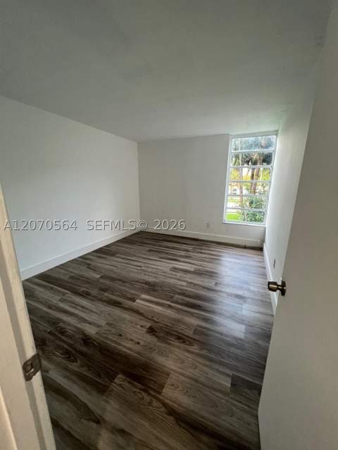 310 Fontainebleau Blvd 204, Miami FL - photo 12 of 17