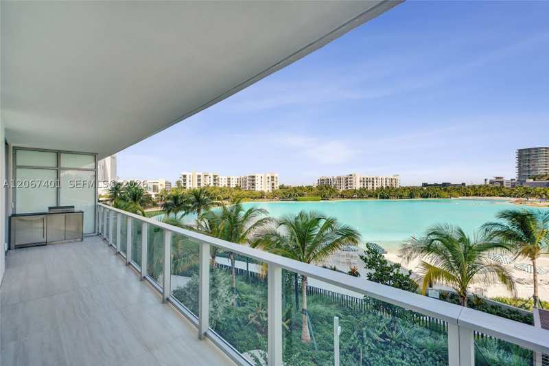 2 bedroom Condominium at 2411 Laguna Circle 208, One Park Tower, Miami — photo 1