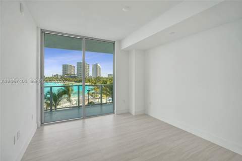 2411 Laguna Circle 208, Miami FL - photo 12 of 54