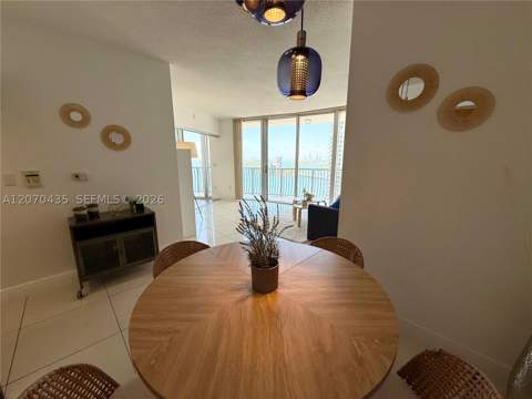 1750 N Bayshore Dr 2202, Miami FL - photo 11 of 41