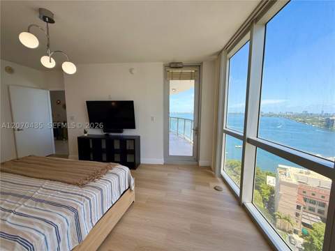 1750 N Bayshore Dr 2202, Miami FL - photo 13 of 41