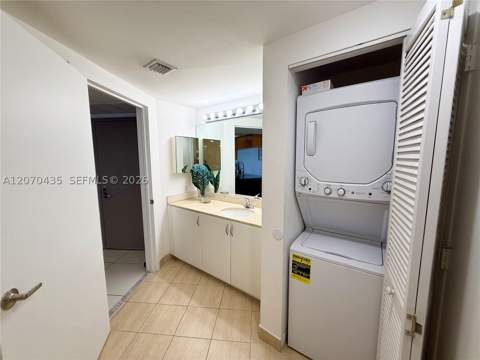 1750 N Bayshore Dr 2202, Miami FL - photo 19 of 41