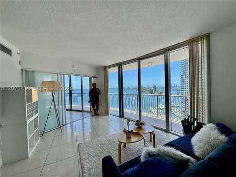 1750 N Bayshore Dr 2202, Miami FL - photo 7 of 41