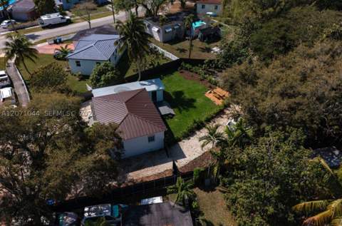 1153 NE 158th St, North Miami Beach FL - photo 18 of 18