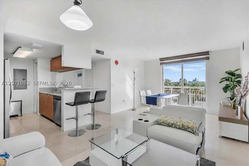 2 bedroom Condominium at 816 NW 11th St 607, Seybold Pointe Condo, Miami — photo 1