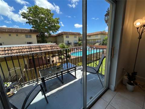 8500 SW 109th Ave 6-220, Miami FL - photo 22 of 53
