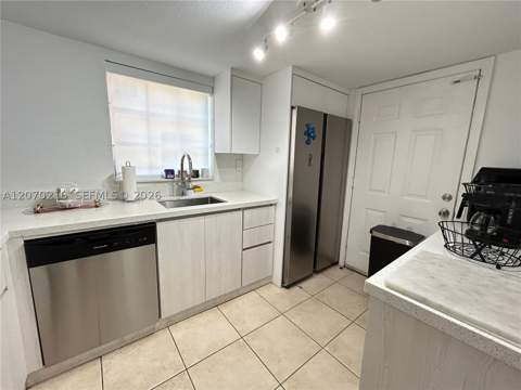 8500 SW 109th Ave 6-220, Miami FL - photo 7 of 53
