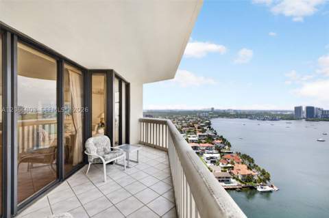 1000 Island Blvd 2911, Aventura FL - photo 11 of 39