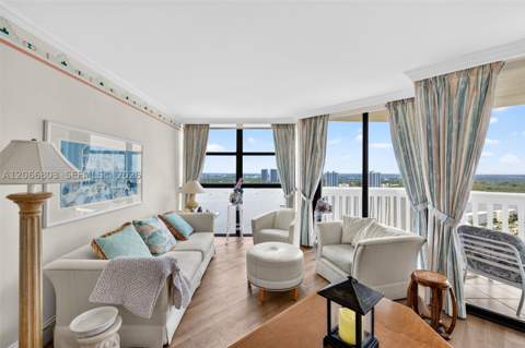 1000 Island Blvd 2911, Aventura FL - photo 7 of 39