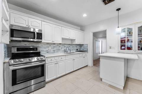 2030 NW 43rd Street, Miami FL - photo 11 of 29