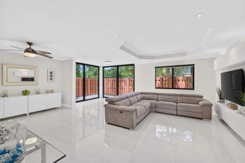 343 Ives Dairy Road 343-06, Miami FL - photo 12 of 57