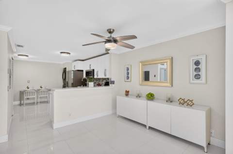 343 Ives Dairy Road 343-06, Miami FL - photo 15 of 57