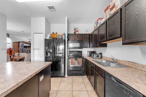 18984 SW 319th St, Homestead FL - photo 8 of 33
