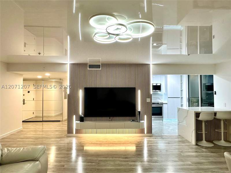 2 bedroom Condominium at 671 NE 195th St 205E, Cedar Glenn Condo Apts Ea, Miami — photo 2