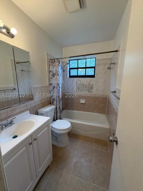 2065 NE 139th St, North Miami Beach FL - photo 19 of 23