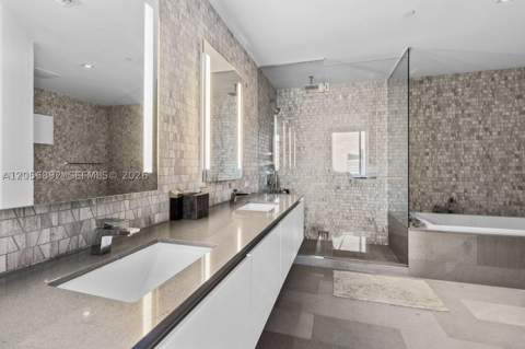 88 SW 7th St 3909, Miami FL - photo 18 of 20