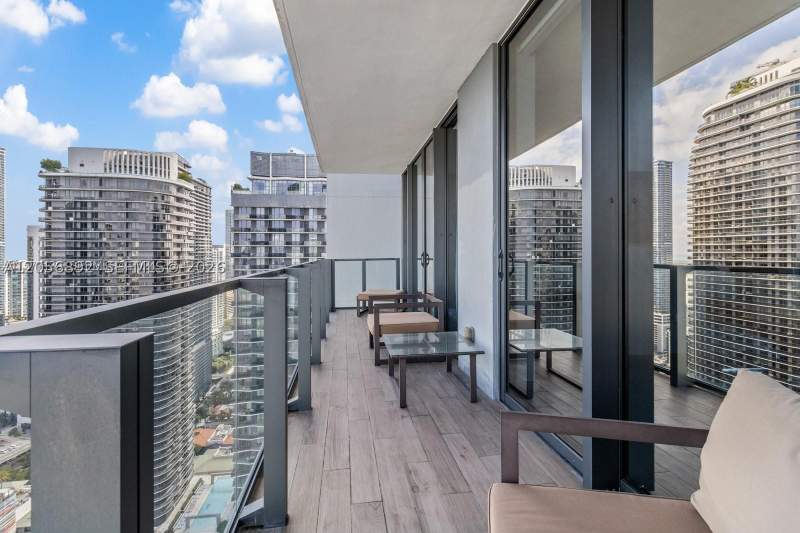 2 bedroom Condominium at 88 SW 7th St 3909, Rise Condo, Miami — photo 5