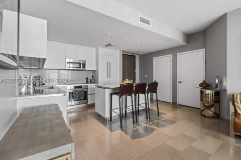 88 SW 7th St 3909, Miami FL - photo 9 of 20