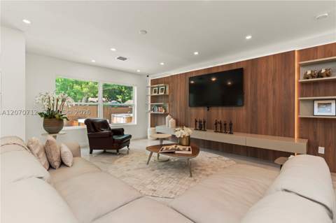 221 NE 44th St, Miami FL - photo 18 of 40