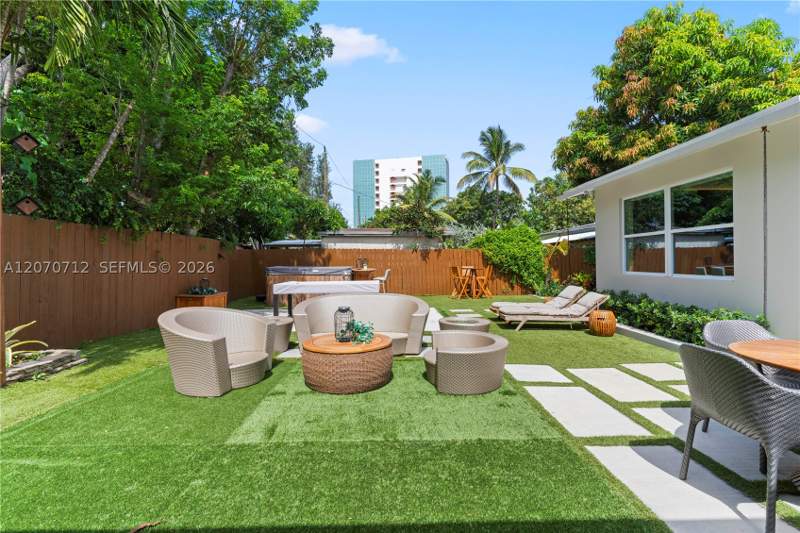 3 bedroom SingleFamilyResidence at 221 NE 44th St, Brentwood, Miami — photo 5