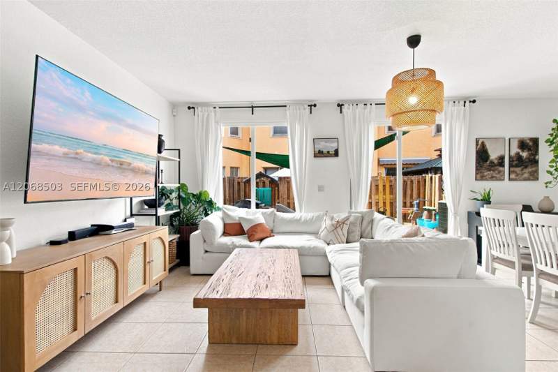 3 bedroom Townhouse at 16628 SW 79th Ter, Kendalland, Miami — photo 4