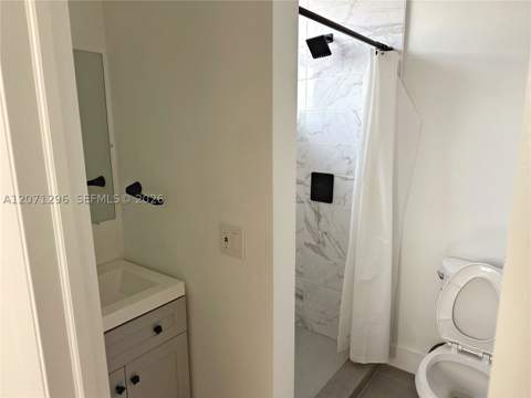885 NE 191st St, Miami FL - photo 18 of 20