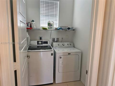 885 NE 191st St, Miami FL - photo 19 of 20