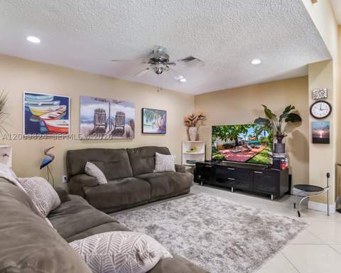 11723 SW 95th Ter, Miami FL - photo 15 of 67