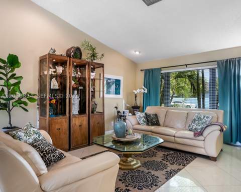 11723 SW 95th Ter, Miami FL - photo 23 of 67