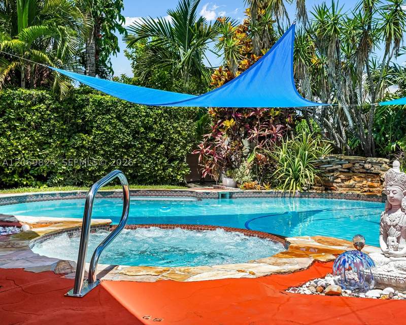 4 bedroom SingleFamilyResidence at 11723 SW 95th Ter, Glen Cove West Sec 1, Miami — photo 5
