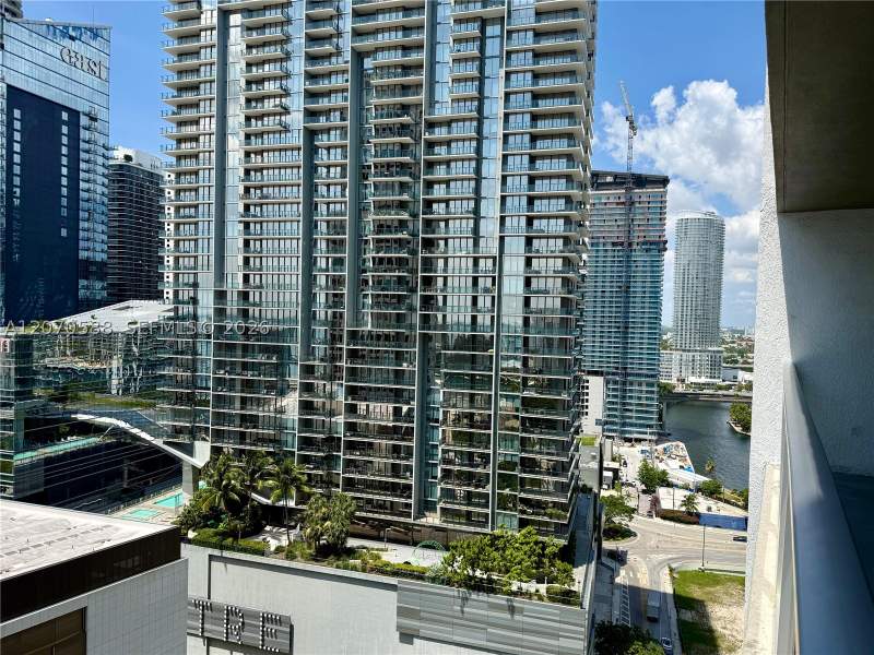 1 bedroom Condominium at 55 SE 6th St 2404, 500 Brickell West Condo, Miami — photo 3