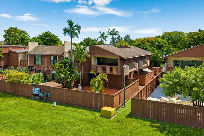 2 bedroom Condominium at 6231 SW 116th Pl A, Snapper Village Condo Pha, Miami — photo 1