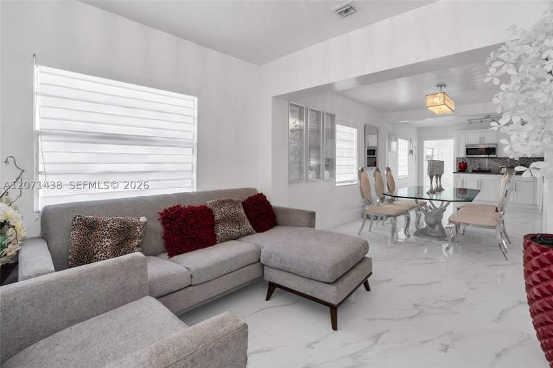 5 bedroom SingleFamilyResidence at 31 SW 58th Ct, Flagler Lawn, Miami — photo 4