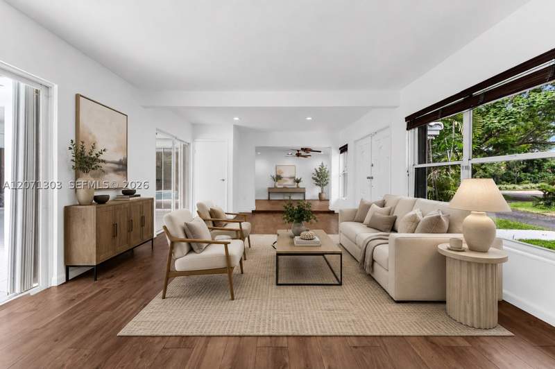 3 bedroom SingleFamilyResidence at 11890 SW 72nd Pl, Montgomery East Sec 2, Pinecrest — photo 5