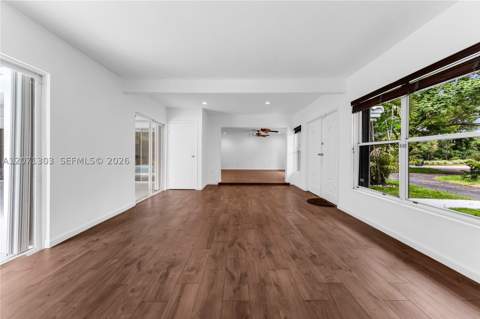 11890 SW 72nd Pl, Pinecrest FL - photo 6 of 46