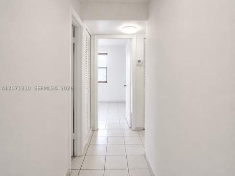 6605 W 26th Dr 24-18, Hialeah FL - photo 6 of 12