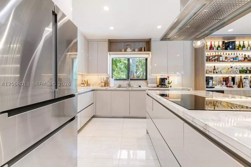 4 bedroom SingleFamilyResidence at 7340 SW 120th St, Hallmark Hgts Ests 7th Ad, Pinecrest — photo 5